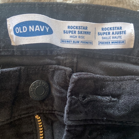 Old Navy High-Waisted Rockstar Super Skinny Velvet Jeans - Picture 4 of 6